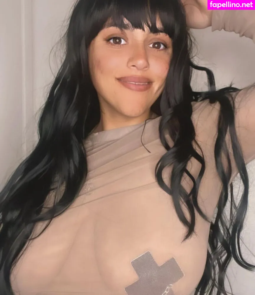 valesv122, vvillarreal333 Nude Leaked OnlyFans Photo #1SvMAfaYmi