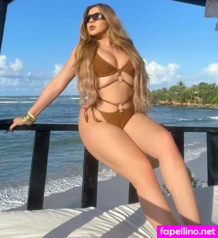 Valeria OnlyFans Thumbnail #zFs06U0XbV