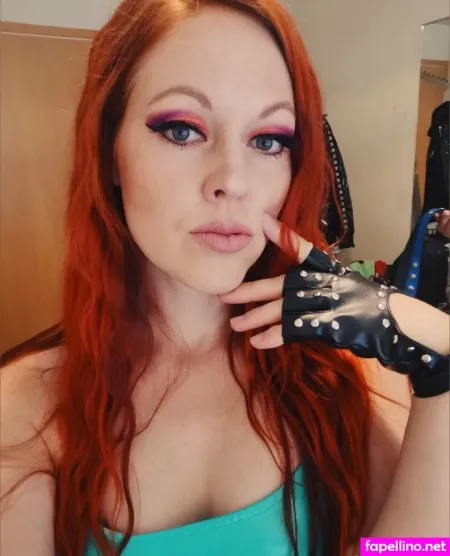 Valeriaana Of OnlyFans Thumbnail #CXUaUbvkOK