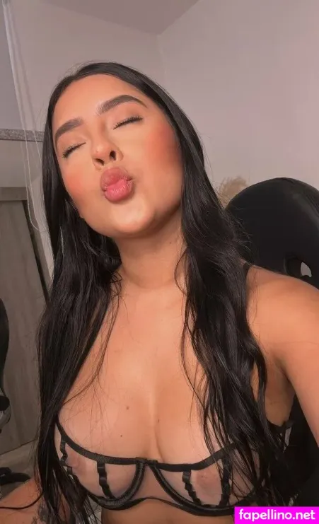 Valeriagarcia1 OnlyFans Thumbnail #HFbhq0WqIO