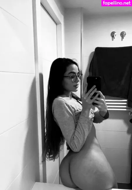 Valeriaim OnlyFans Thumbnail #udQzl3cd6Z