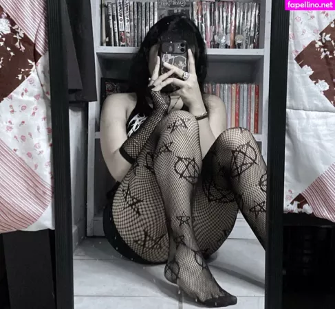 Valeriaiscrying OnlyFans Thumbnail #xeQMaLkIm3