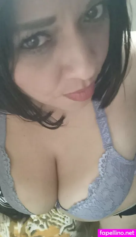 Valeriamont OnlyFans Thumbnail #9gh4mL4uv0