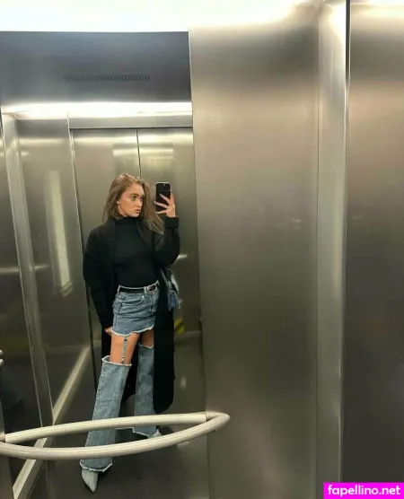 Valerie Chantal OnlyFans Thumbnail #SFzGjJG1g4