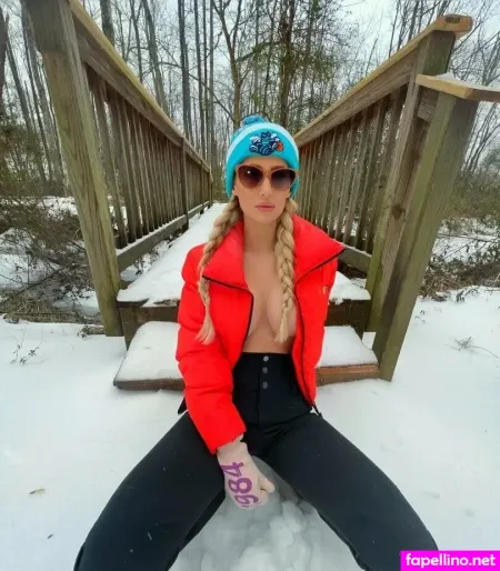 Valerie Cody 2 OnlyFans Thumbnail #WWiRlLcnBb