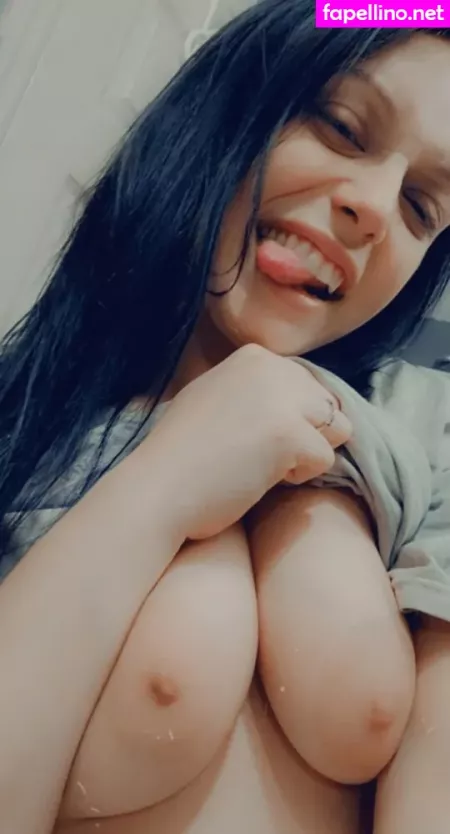 Valerie Rosee OnlyFans Thumbnail #tSolDEkJIW