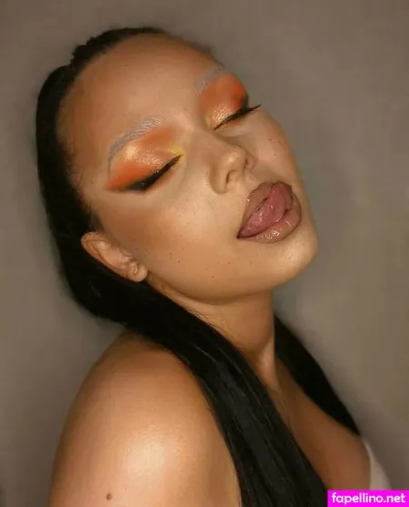 Valerie S Tar OnlyFans Thumbnail #hEAnB1qXg9