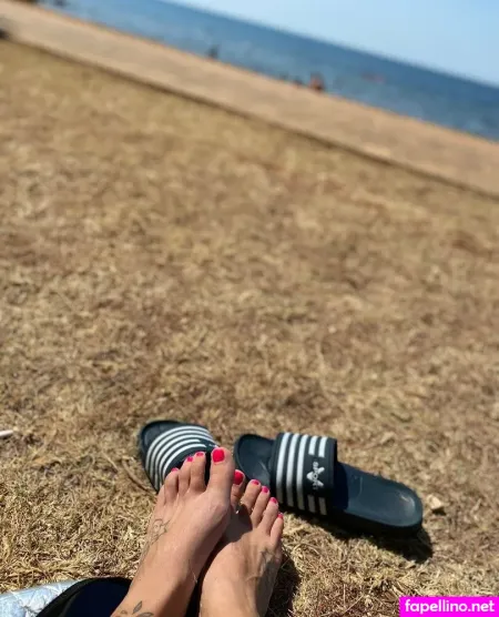 Valerie Saxton OnlyFans Thumbnail #MttLAd9GIq