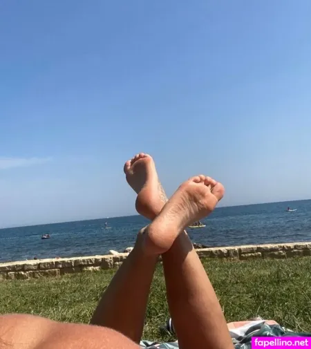 Valerie Saxton OnlyFans Thumbnail #mwDlD7xr3o