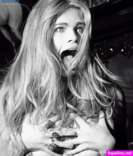 Valerie Van Der Graaf OnlyFans Thumbnail #jUxEsXK92f