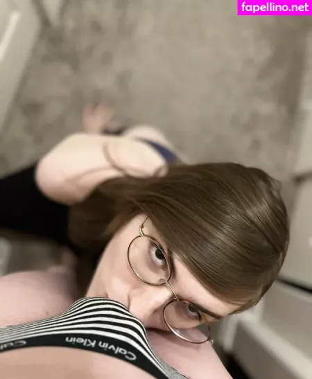 Valerie Violette OnlyFans Thumbnail #VRSi0hRbvI