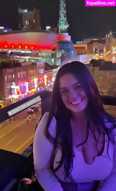 Valerie OnlyFans Thumbnail #9hdhLhxGmK