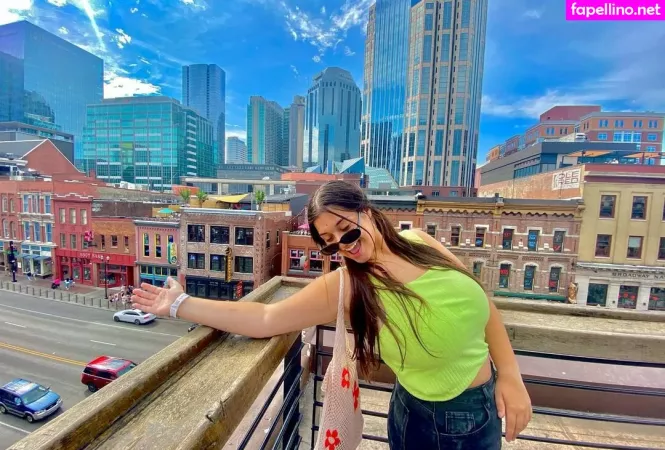 Valerie OnlyFans Thumbnail #AegBSnd5xN