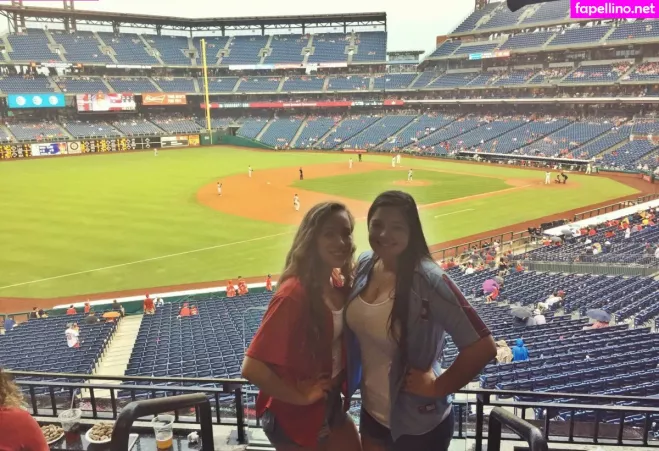 Valerie OnlyFans Thumbnail #AxiA51kNIo