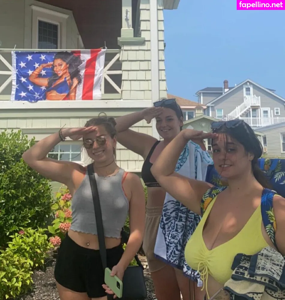 valerie.c_, valerieq01 Nude Leaked OnlyFans Photo #JKex3XFhBk