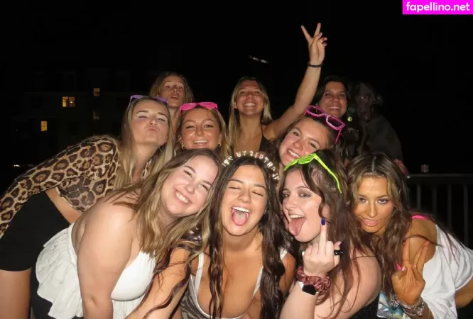 Valerie OnlyFans Thumbnail #ZpROhSFbjr