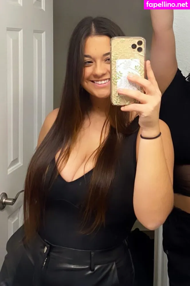 valerie.c_, valerieq01 Nude Leaked OnlyFans Photo #rUrqQhmV6b