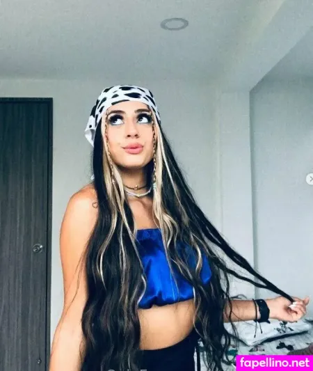 Valeriecam OnlyFans Thumbnail #Y2oIzlNrau