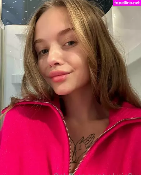 Valerieflor OnlyFans Thumbnail #3WPHJLgEca