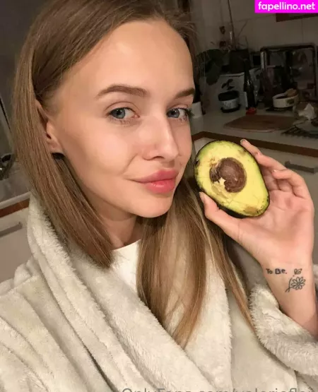 Valerieflor OnlyFans Thumbnail #kLVazgzDmI