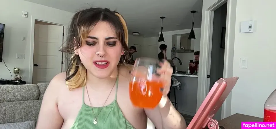 Valeriefrausto OnlyFans Thumbnail #feeaGSudfB