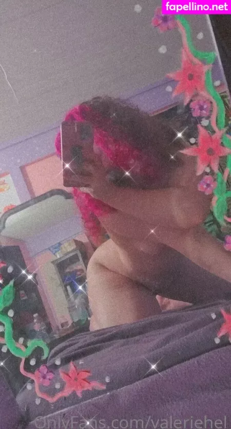 Valeriehel OnlyFans Thumbnail #Q4n4VV81hq