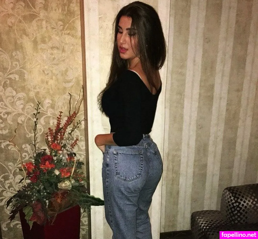 angelvaleria, valeria.simavonian, valeriia_simavonian Nude Leaked OnlyFans Photo #C0tgY4fchF