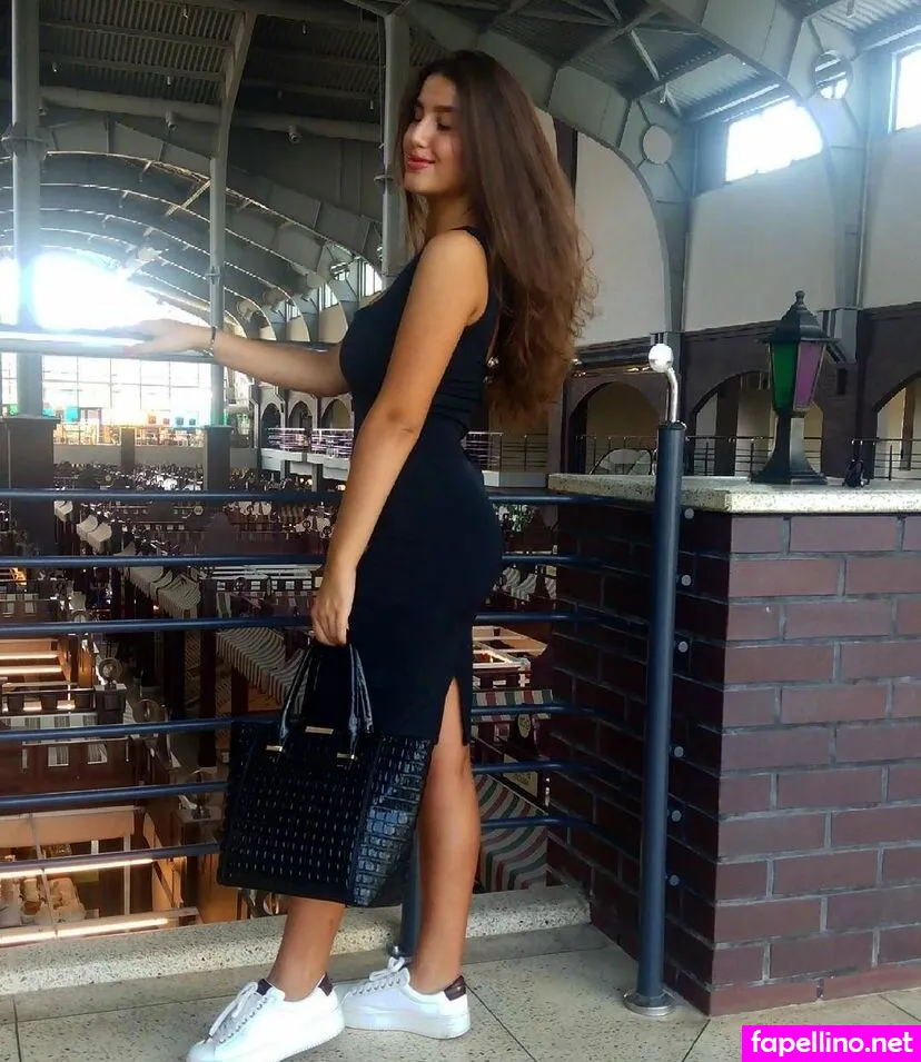 angelvaleria, valeria.simavonian, valeriia_simavonian Nude Leaked OnlyFans Photo #lppSS9hDNI