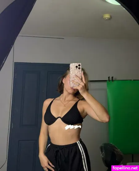 Valeriya Troianova OnlyFans Thumbnail #rXRsk3ZWry