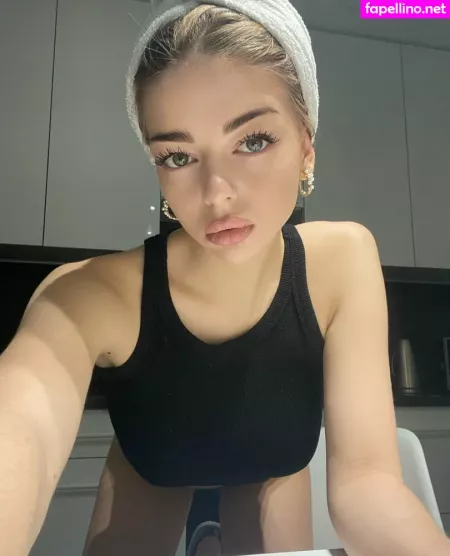 Valeriya Xxx OnlyFans Thumbnail #iGorUJQ6U1