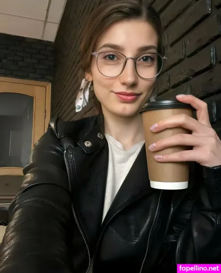 Valery Anty OnlyFans Thumbnail #00vcuzXa9W