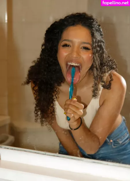 Valery Ponce OnlyFans Thumbnail #P5avHZM3it