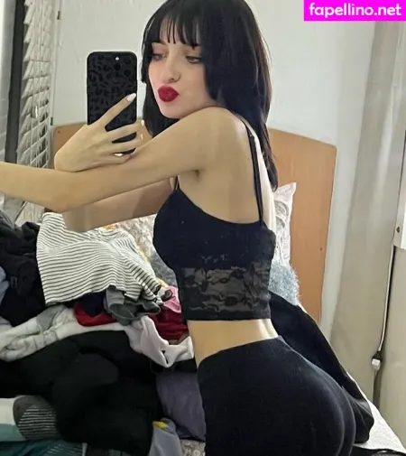 Valerya Salinas OnlyFans Thumbnail #KU5bDvYsMt