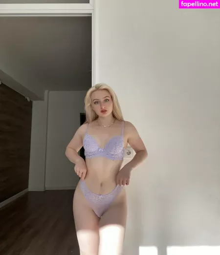 Valeryjonesvip OnlyFans Thumbnail #2Tfrn9o0jS