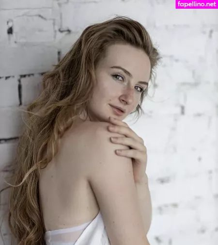 Valeryjonesvip OnlyFans Thumbnail #DccL7zrddr