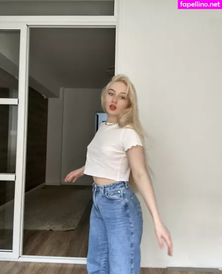 Valeryjonesvip OnlyFans Thumbnail #YxwNTkGpBL