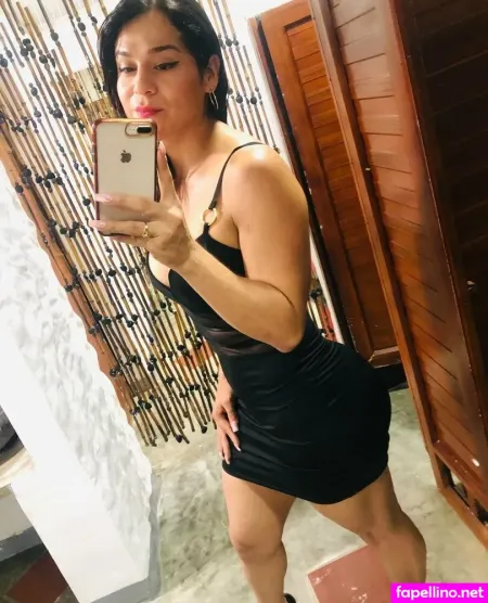 Valeryn69cb OnlyFans Thumbnail #OqPAEWXmaR