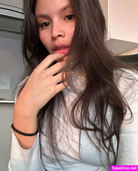 Valeryroldans OnlyFans Thumbnail #UkoEVETrTM