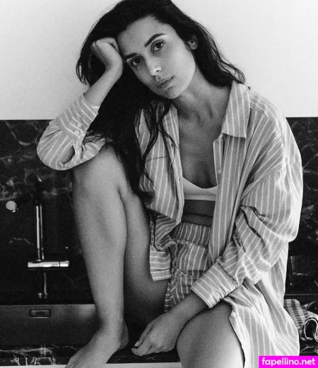 Vallie Plagirafe OnlyFans Thumbnail #5icpt0pYrv