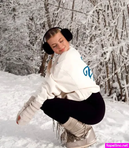 Vallixpauline OnlyFans Thumbnail #dC8G0H2BUO