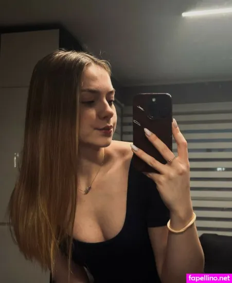 Vallmi OnlyFans Thumbnail #1vZMtMLIYA