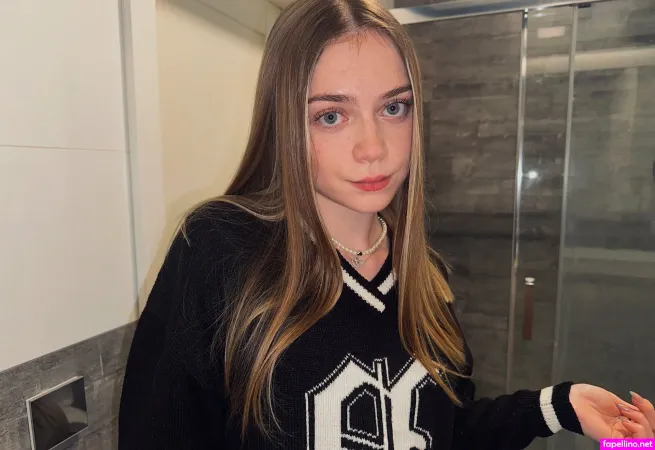 Vallmi Main Profile Photo