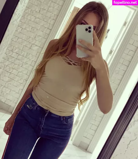 Vallovecb OnlyFans Thumbnail #FOWUWn40EV