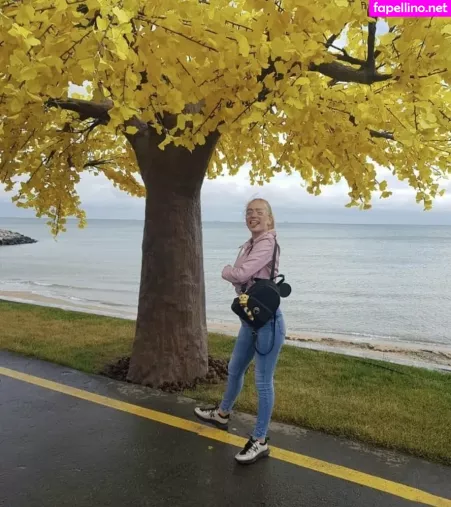 Vallovecb OnlyFans Thumbnail #qrTtlyFrem