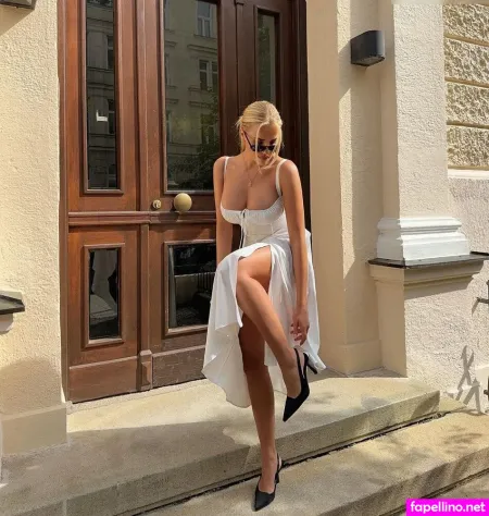 Vallybest OnlyFans Thumbnail #RWZbIVMbAs