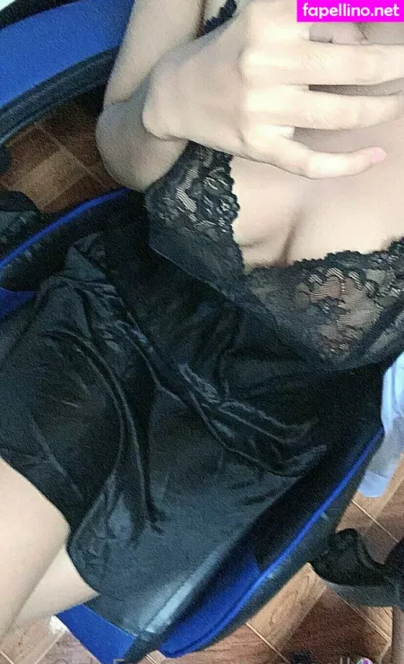 Valniez OnlyFans Thumbnail #0qOAFtEnwd