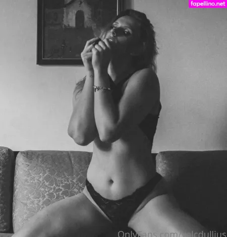 Valqui Ria Dullius OnlyFans Thumbnail #7vysoxe9y5