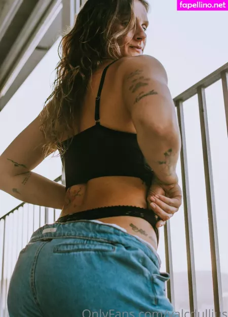 Valqui Ria Dullius OnlyFans Thumbnail #NQBbhfCnRI