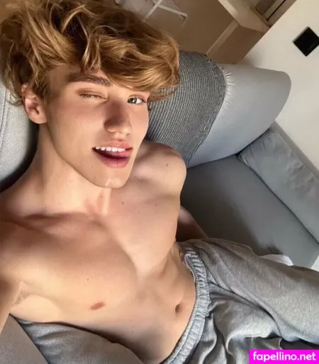 Valsplace 1 OnlyFans Thumbnail #b3B7D58O0v
