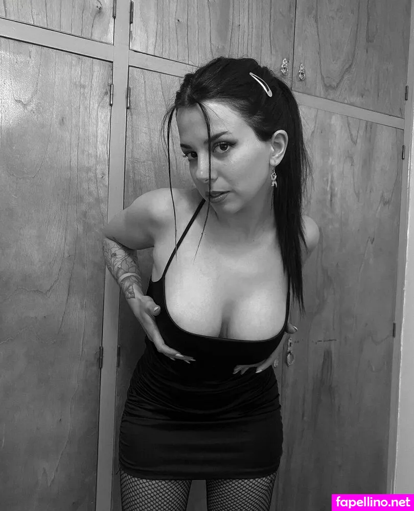 herreravalu, sunny_herrera Nude Leaked OnlyFans Photo #pgAeM9AEfe